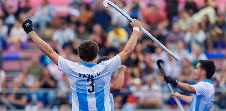 Argentina superó 7-0 a Uruguay en el cierre de la primera fase masculina